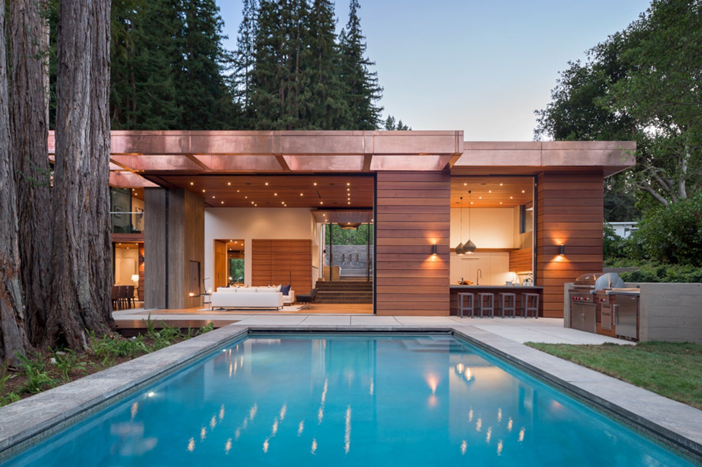 Andersen pivot glass door