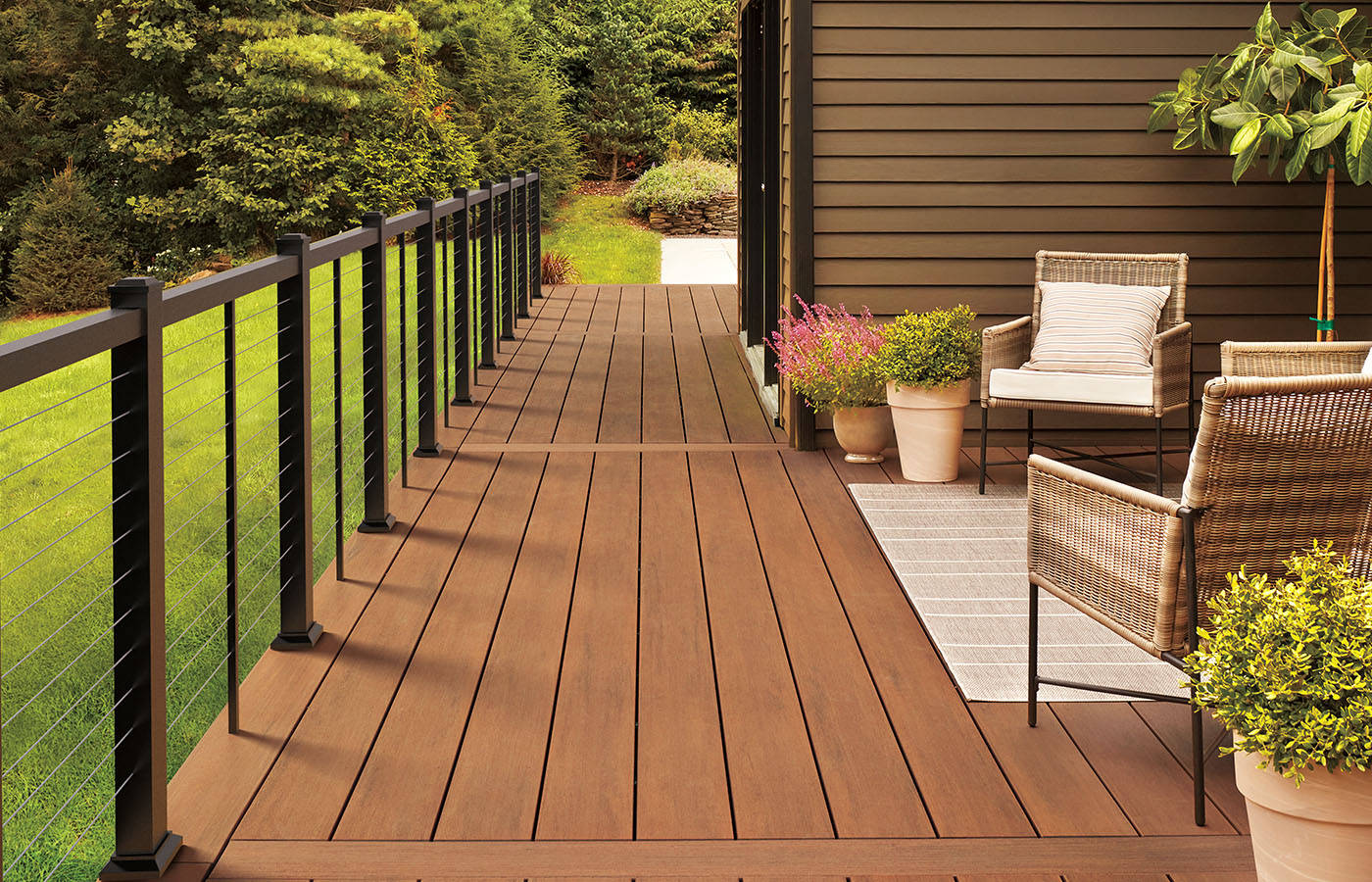 Vintage-look composite deck with seating
